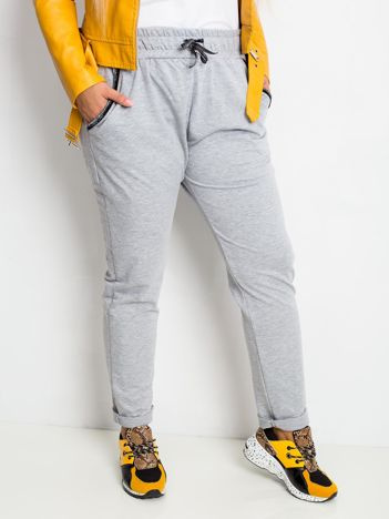 Šedé tepláky Savage v plus-size střihu – CAVONA