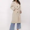 Béžový jednořadý kabát ITALY MODA s kapsami – OPHYSSA