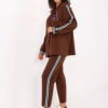 Hnědý casual komplet s lampasy RUE PARIS – VIORENNE
