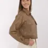 Camel bunda z eko kůže s kapsami – CALELLE