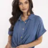 Tmavě modrá krátká košile ITALY MODA z Tencelu s vázáním – ALTHENIA