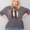 Tmavě šedý plus size top ESMARINE s grafikou