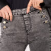 Tmavě šedé skinny džíny s ozdobnými knoflíky – IDABELLA