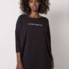 Černý oversize top DIVANESSA s bílým nápisem