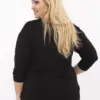Černá plus size halenka MAGNOLIS s květem