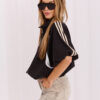 Černá krátká větrovka s balonovými rukávy ITALY MODA – DANIRA