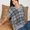Šedá kostkovaná pletená vesta ŽANETE Plus size